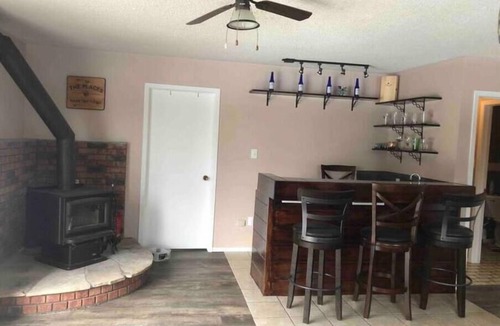 Nottawa House | Swim & Ski Country Getaway