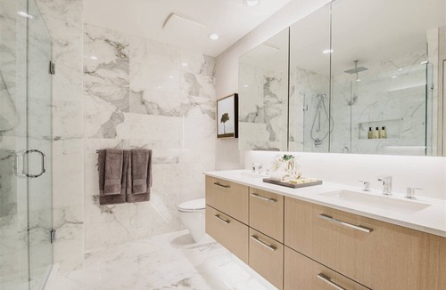 West Side House | t Vancouver (UBC) one bed room in luxury house B
