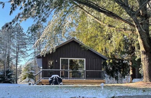 Bolsover Cottage | Talbot - Pineview - Two Bedroom Cottage, Sleeps 5