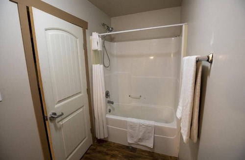 Regional District of Kitimat-Stikine Resort | Tatogga Lake Resort
