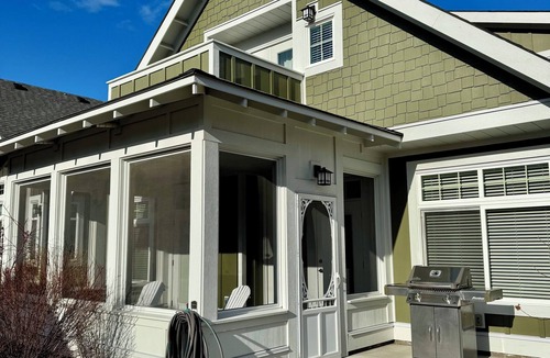 Okanagan-Similkameen Cottage | The Acorn Squash Cottage