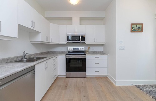 Langford House | The Art of Living | Modern 2BR Suite in Langford