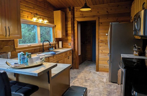Saint David House | The Aviary on Lily Hill Private Forest Retreat