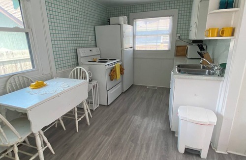 Crystal Beach Cottage | The Banana 🍌 Cabana 🍌 It is a six minute walk to the beach.