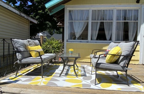 Crystal Beach Cottage | The Banana 🍌 Cabana 🍌 It is a six minute walk to the beach.