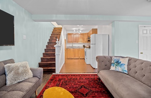 Downtown St. John's Apartment | The Battery Harbour Lower Suite