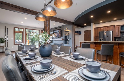 Rossland Condo | The best 2 bedroom on the Mountain