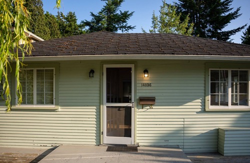 White Rock House | The Blackburn Getaway