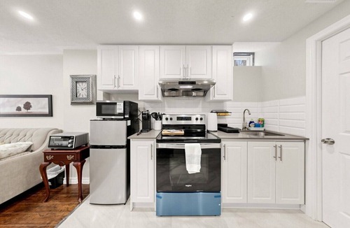 Markham House | The Boxwood Executive Suite