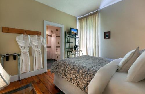 Fergus Hotel | The Breadalbane Inn