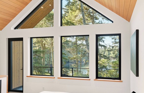 Ucluelet Cabin | The Cabins - 1 Bedroom - Signature Ocean Front