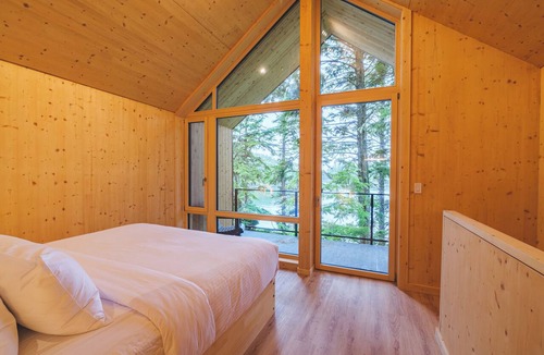 Ucluelet Hotel | The Cabins at Terrace Beach