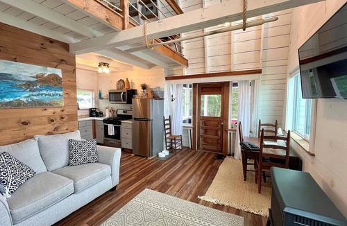 Milbridge Cottage | The Clamdigger Cottage, a peaceful Downeast waterfront retreat