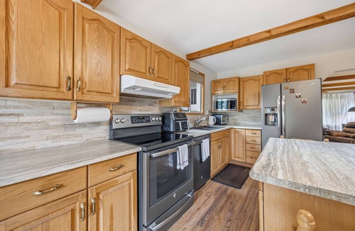 Lambton Shores House | The Cozy Casa