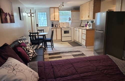 Waterloo House | The cozy nook in waterloo