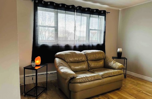 Grand Falls - Windsor House | The Downtown Queen House GFW
