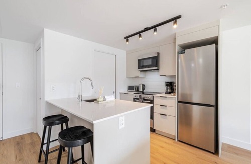 Sainte-Marie Apartment | The Downtown Escape Montréal