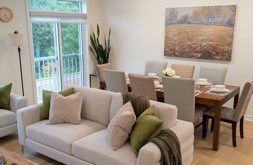 Bobcaygeon House | The Family Friendly Bobcaygeon Bungaloft