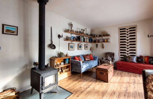 Thompson-Nicola Regional District House | The Farmhouse at Deadman Acres