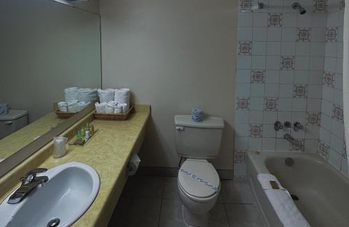 Fort Nelson Hotel | The Fort Hotel
