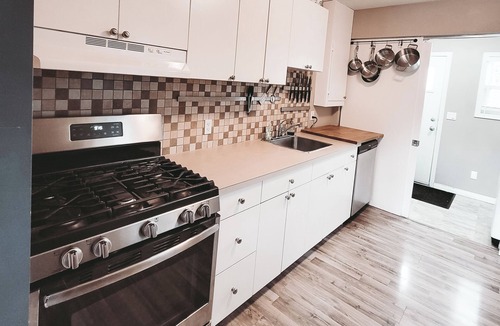 Montgomery House | The Gateway 16