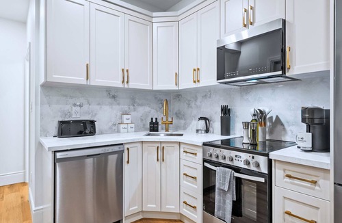 Riverdale Apartment | The Gerrard | Brand New Riverdale Basement Suite