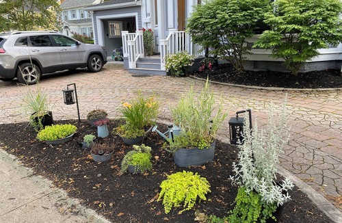 Queens Square Apartment | The Gladys (4.5 Star)2nd Floor Suite(1 of 3 units)
