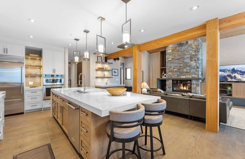 Big White Ski Resort Ski Chalet | The Hemlock | Slope-Side, Hot Tub & Views