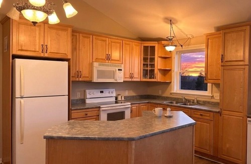 Pleasant Bay House | The Highlands Chalet on the Cabot Trail, Modern-Rustic Haven with Sunset Views