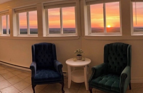 Pleasant Bay House | The Highlands Chalet on the Cabot Trail, Modern-Rustic Haven with Sunset Views