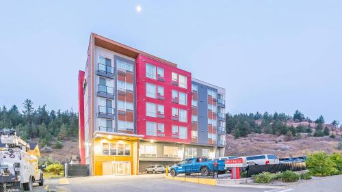 Kamloops Hotel | The Hue Hotel, an Ascend Collection Hotel