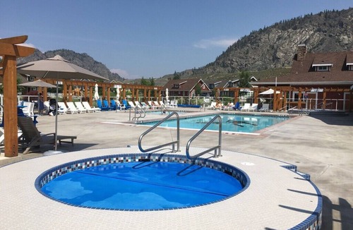 Okanagan-Similkameen Cottage | The Lakeside Cottage #69