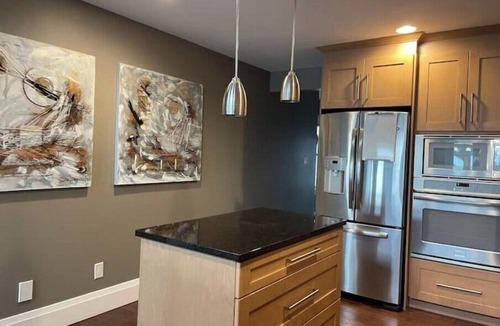 Town of Essex House | The Lakeside house, a retreat spot with Hot Tub