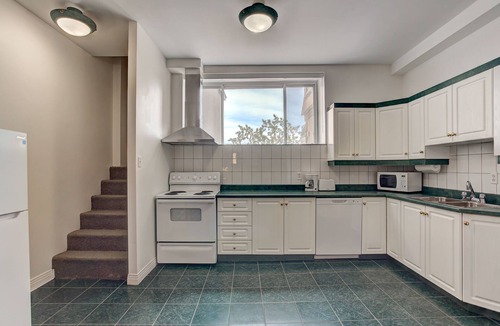Latin Quarter Apartment | The large 1 bedroom Suite "au Château"