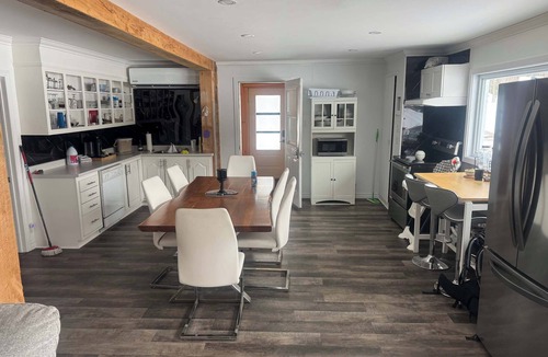 La Minerve House | The Little Stag - Waterfront Retreat in Nominingue