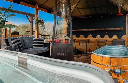 Stettler House | The Longhorn Glamper