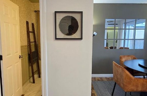 Northeast Edmonton House | The Manning Luxury Retreat - Hot Tub