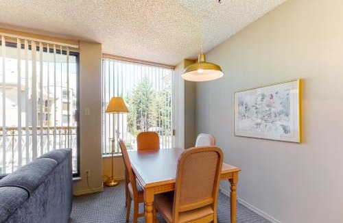 Upper Village Apartment | The Marquise 422