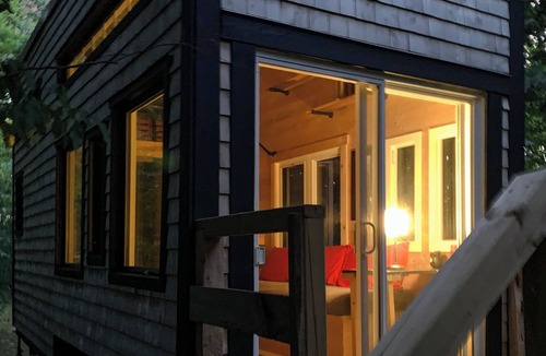Balderson Cabin | The Nest | Off-Grid Tiny House in the Forest!