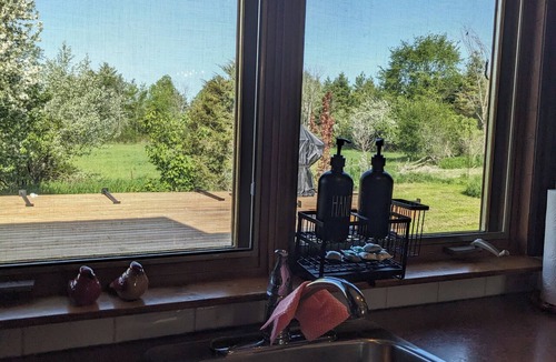 Tyendinaga House | The Nest On Melrose- a quiet place to land; gather, rest and settle in.