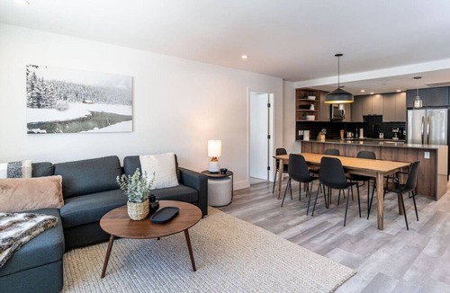 Revelstoke Condo | The Peaks and Birdies in Mackenzie Village, Revelstoke