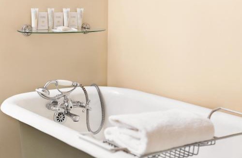 City Centre Hotel | The Plaza Hotel Downtown, Trademark Collection by Wyndham