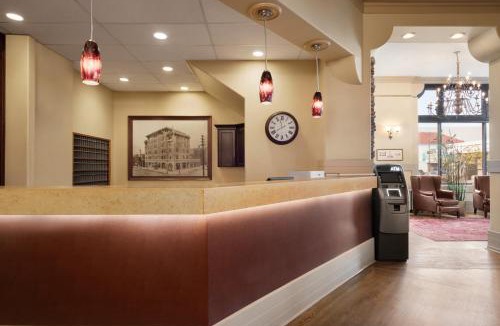 City Centre Hotel | The Plaza Hotel Downtown, Trademark Collection by Wyndham