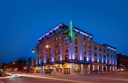 City Centre Hotel | The Plaza Hotel Downtown, Trademark Collection by Wyndham