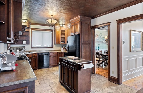 Amherstburg House | The Quaint Escape