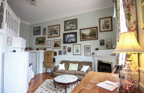 Bracebridge Apartment | The Royal Suite | The Jypsy Inn