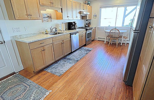 Old Orchard Beach House | The Sea Gaze - 5BR with Beach Path