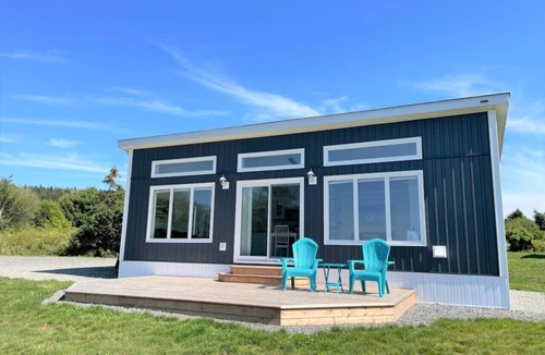 Colindale Cottage | The Seascape - Executive Class Mini Villa