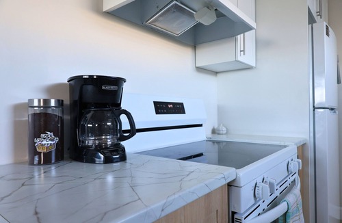 Cochrane Apartment | The Tower Inn - Central Apartment Newly Renovated