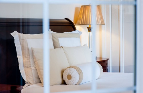 Downtown Victoria Hotel | The Union Club of British Columbia